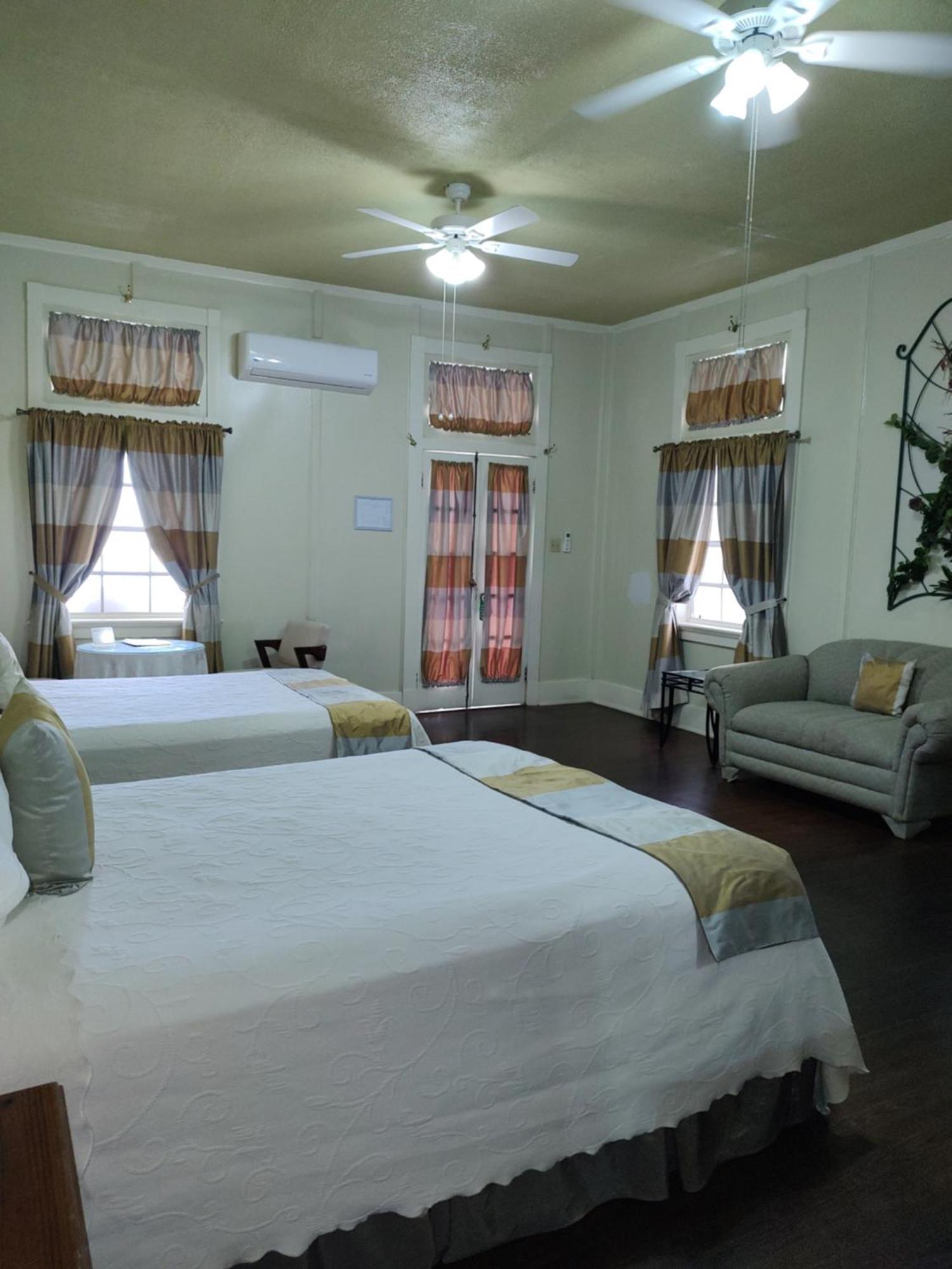 The Great House Inn Kota Belize Bagian luar foto