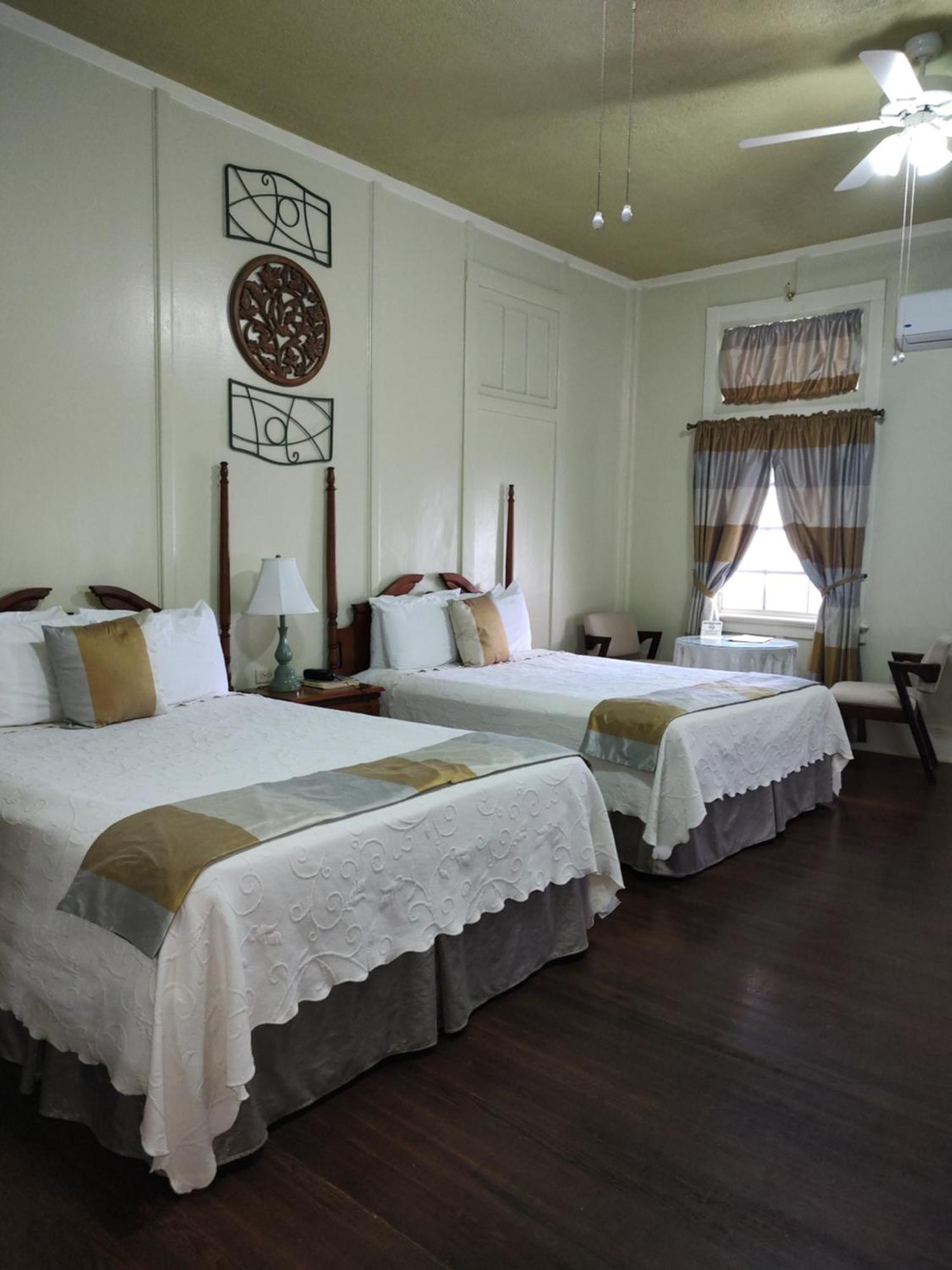 The Great House Inn Kota Belize Bagian luar foto