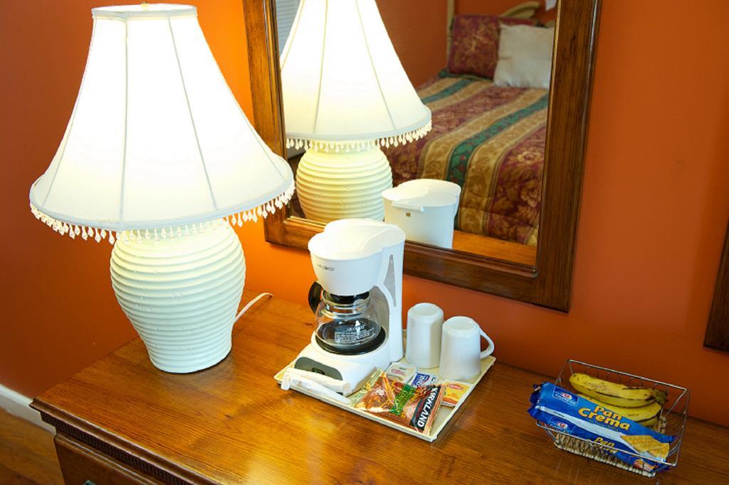 The Great House Inn Kota Belize Bagian luar foto